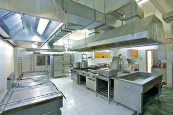 renovation-cuisine-restaurant Expérience sur la rénovation un peu trop rapide de la cuisine d'un snack